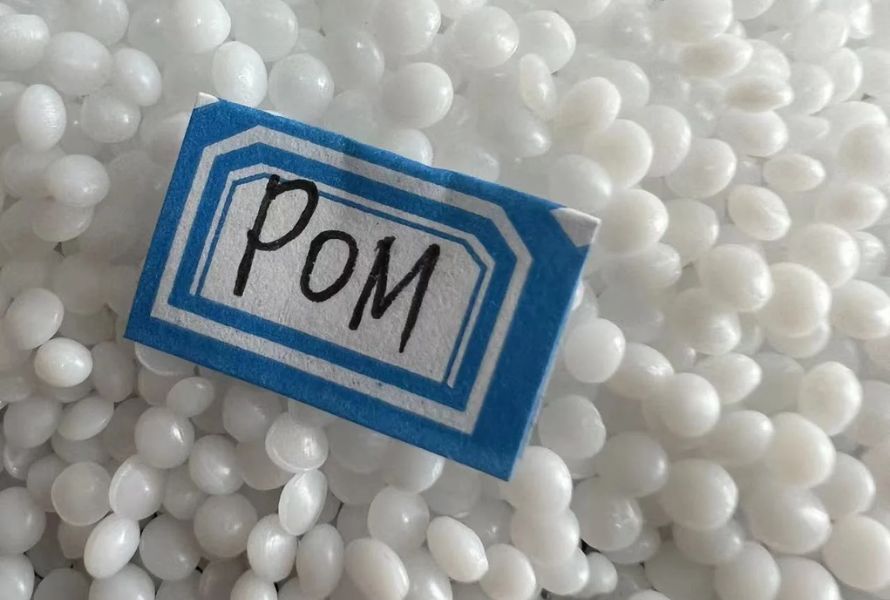 Nhựa POM là gì? Đặc tính, lợi ích và ứng dụng